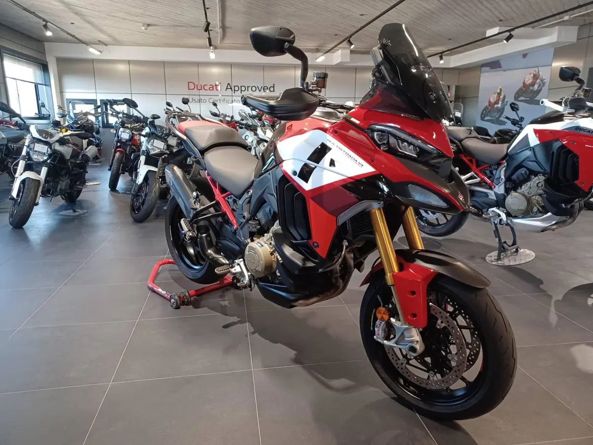 Ducati Multistrada V4 Pikes Peak (2021 - 24)