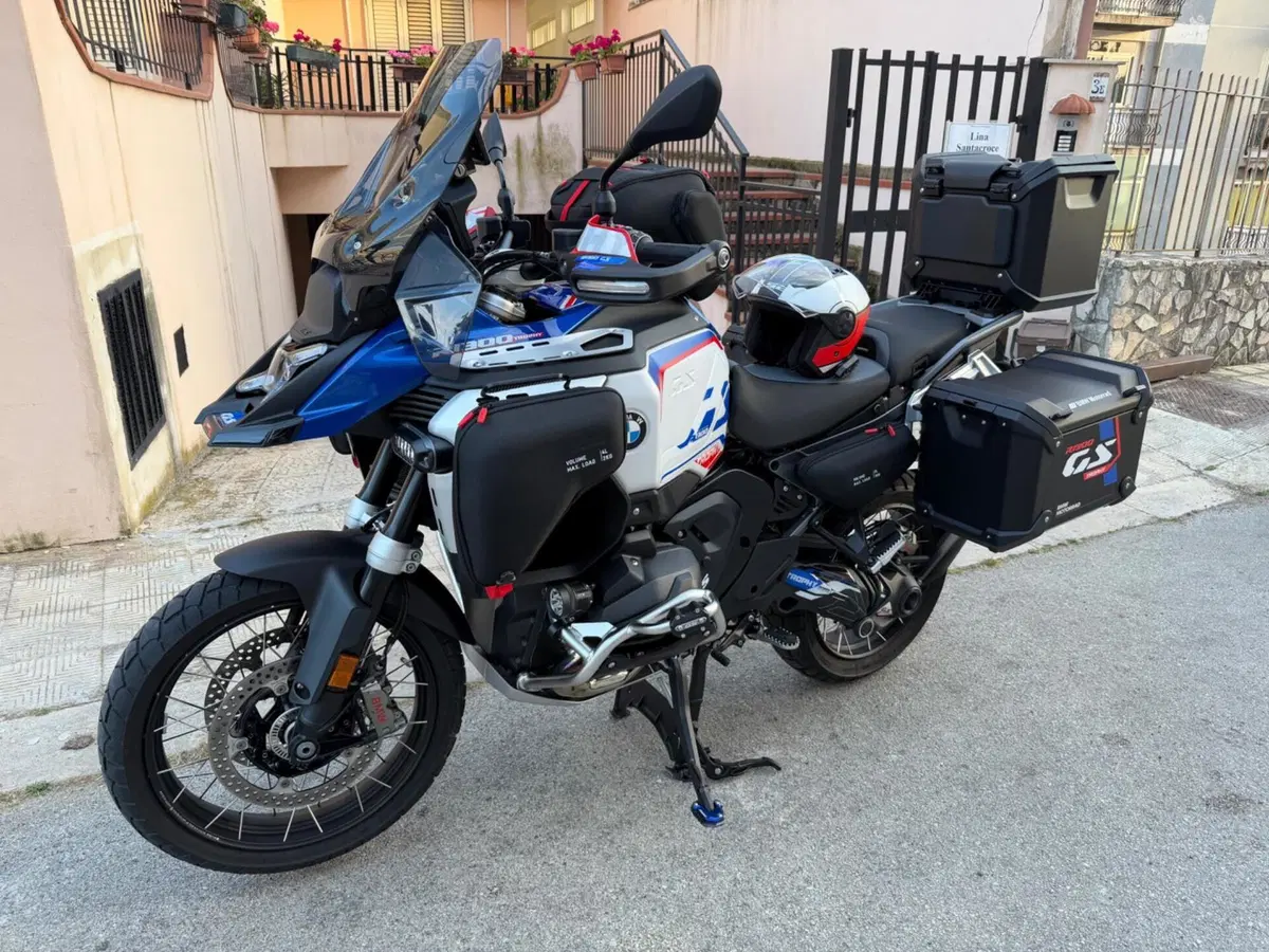 Bmw R 1300 GS Adventure Trophy (2025 - 26) (5)