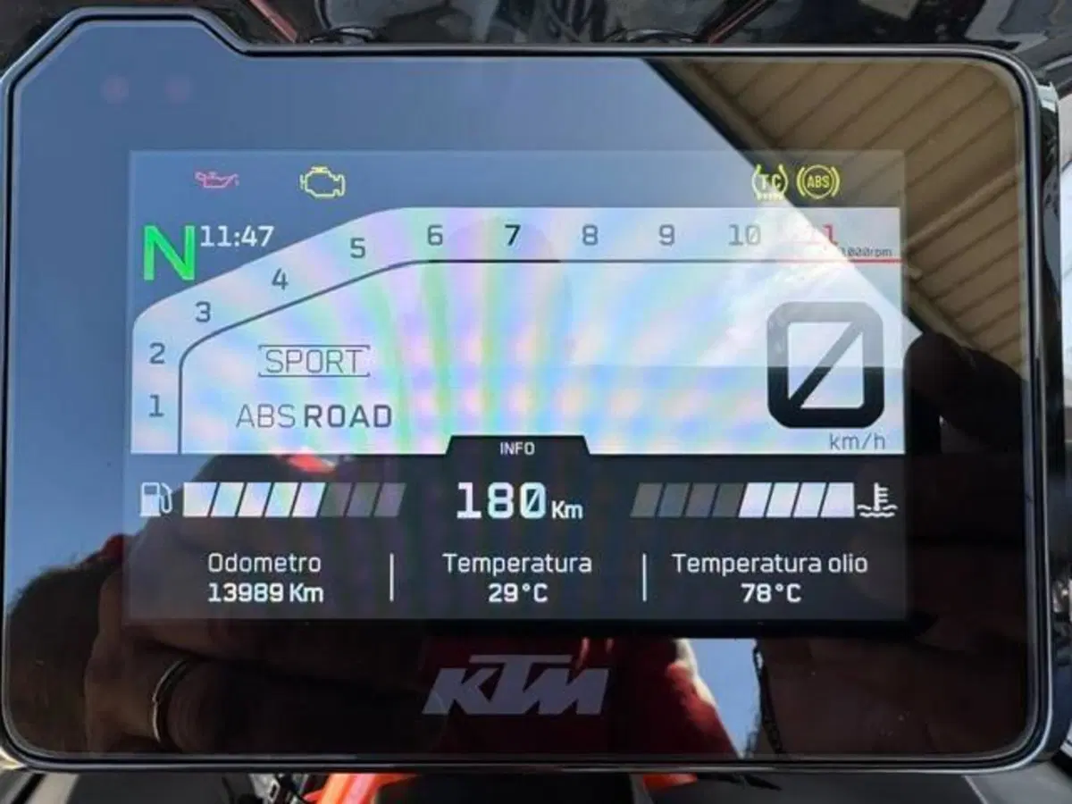 KTM 1290 Super Duke R EVO (2022 - 23) (4)