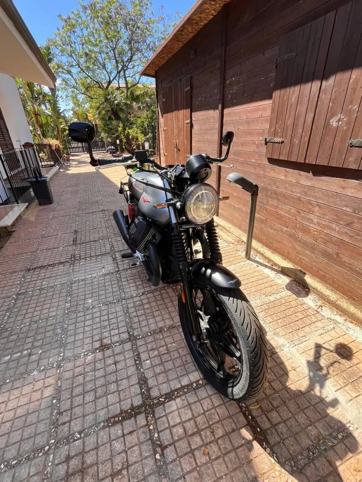Moto Guzzi V7 III Stone S (2020) (6)