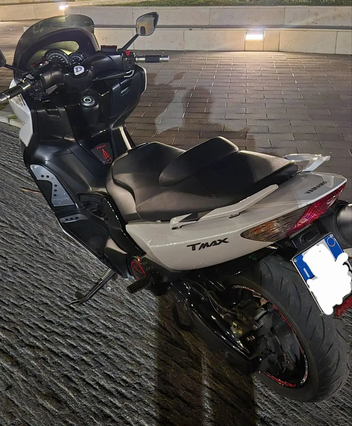 Yamaha T-Max 500 (2008 - 12) (2)
