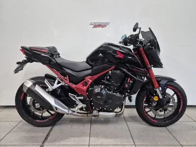 Honda CB 750 Hornet (2023 - 24) usata