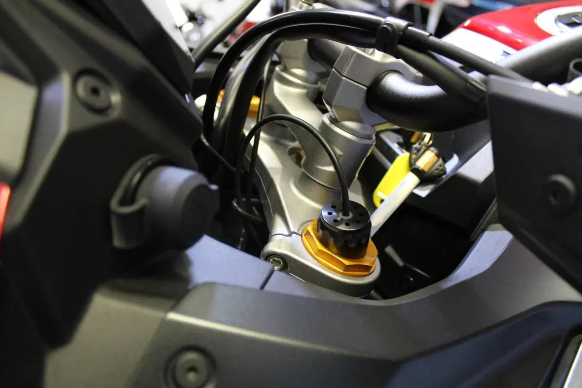 Suzuki GSX-S1000GX (2024 - 26) (12)