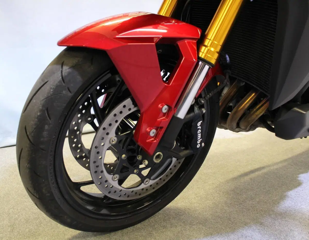 Suzuki GSX-S1000GX (2024 - 26) (15)