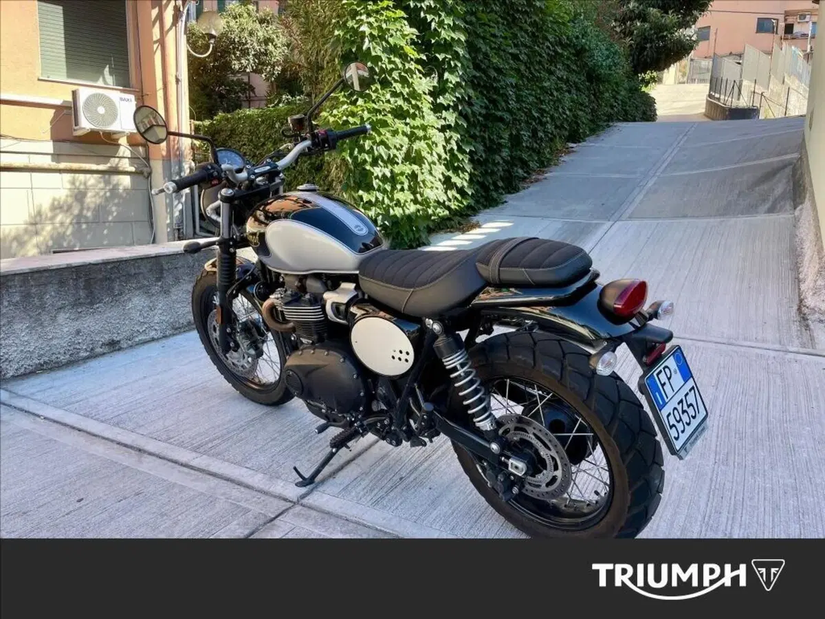 Triumph Scrambler 900 Icon Edition (2025 - 26) (4)