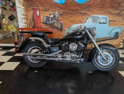 Yamaha XVS 650 Drag Star A Classic (1998 - 06) usata