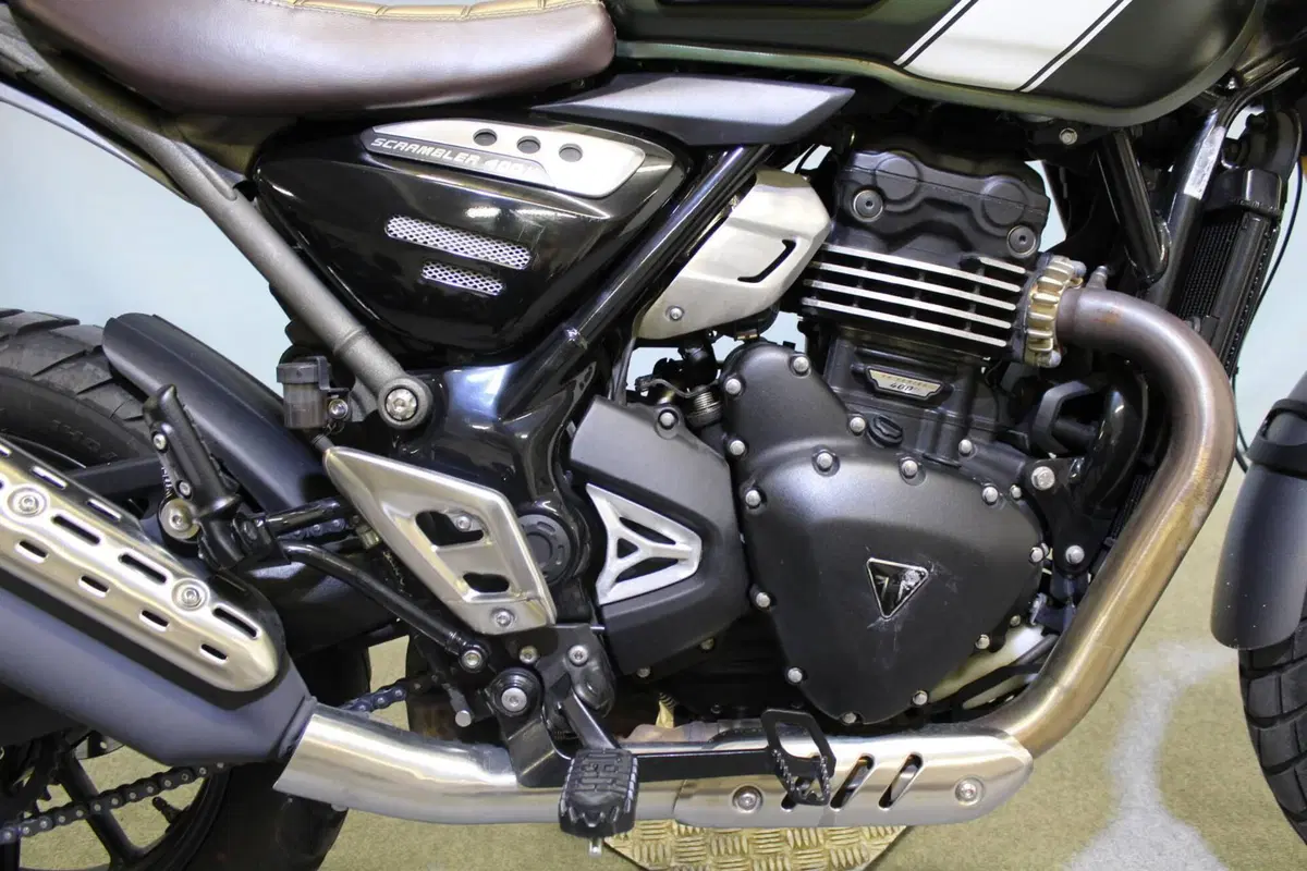 Triumph Scrambler 400 X (2024 - 26) (9)