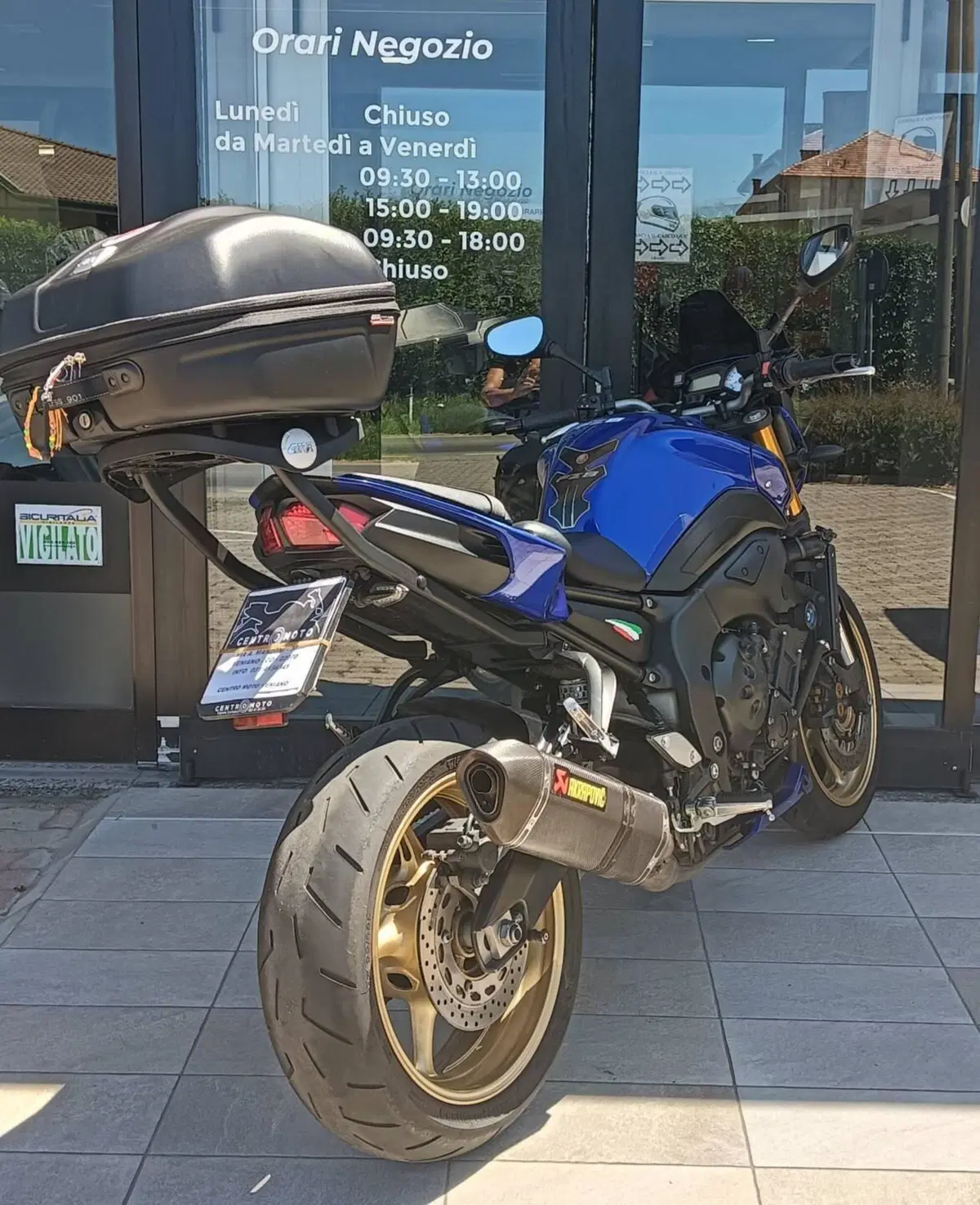 Yamaha FZ8 (2010 - 12) (2)