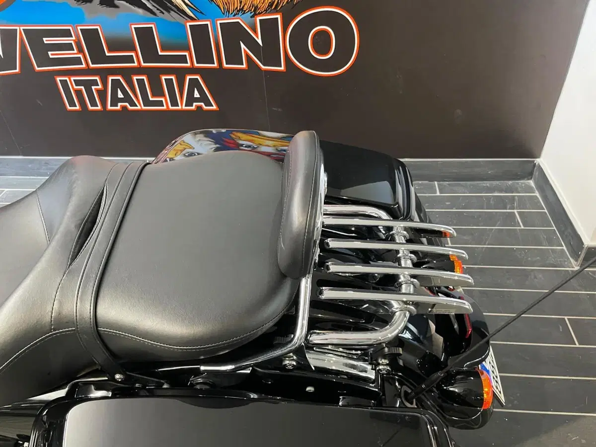 Harley-Davidson 114 Street Glide Special (2019 - 20) - FLHXS (16)