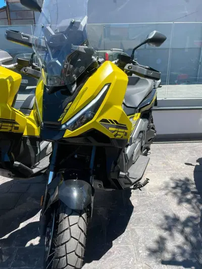 Honda X-ADV 750 (2025 - 26) usata