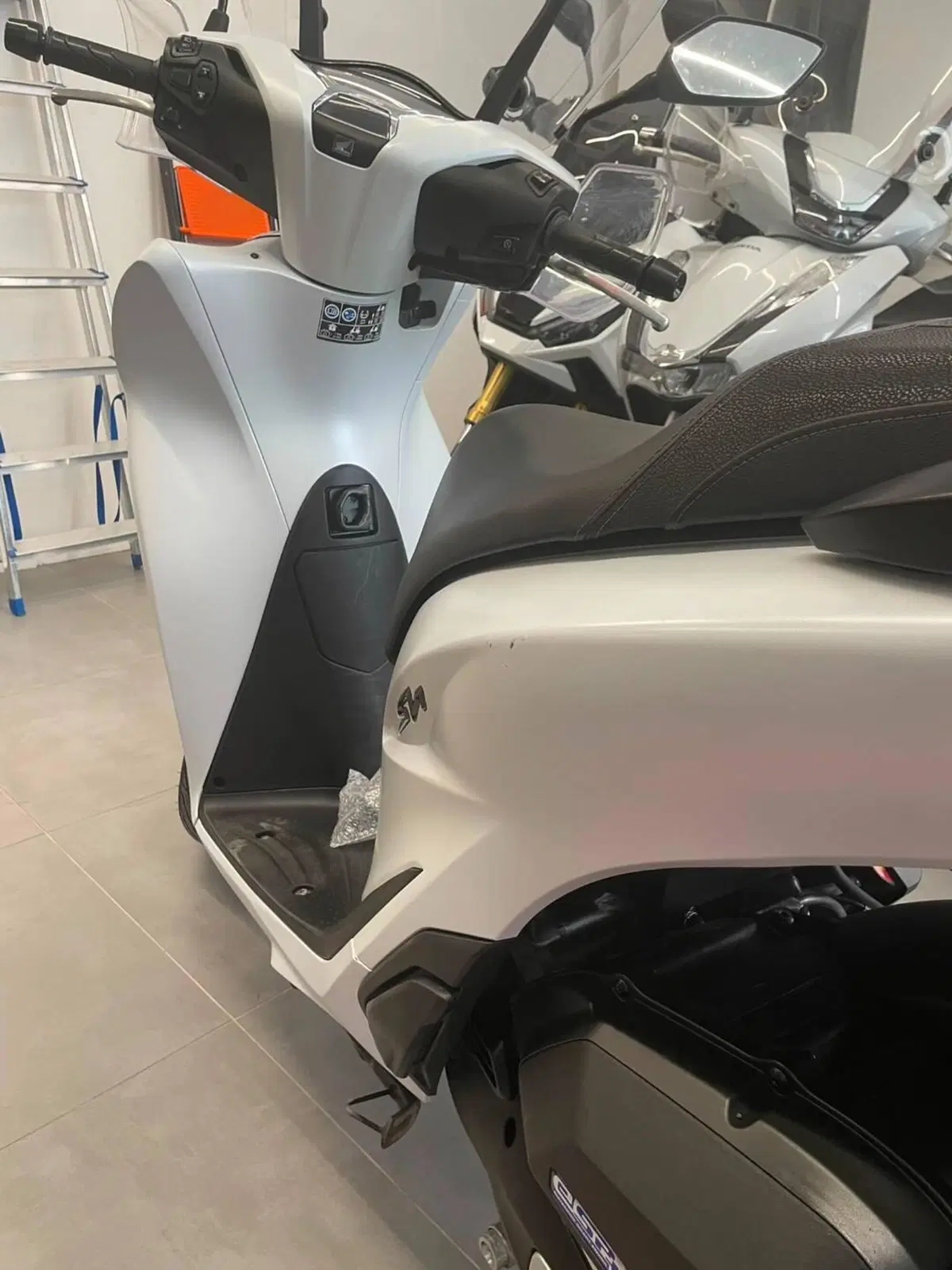 Honda SH 150i (2024 - 25) (2)