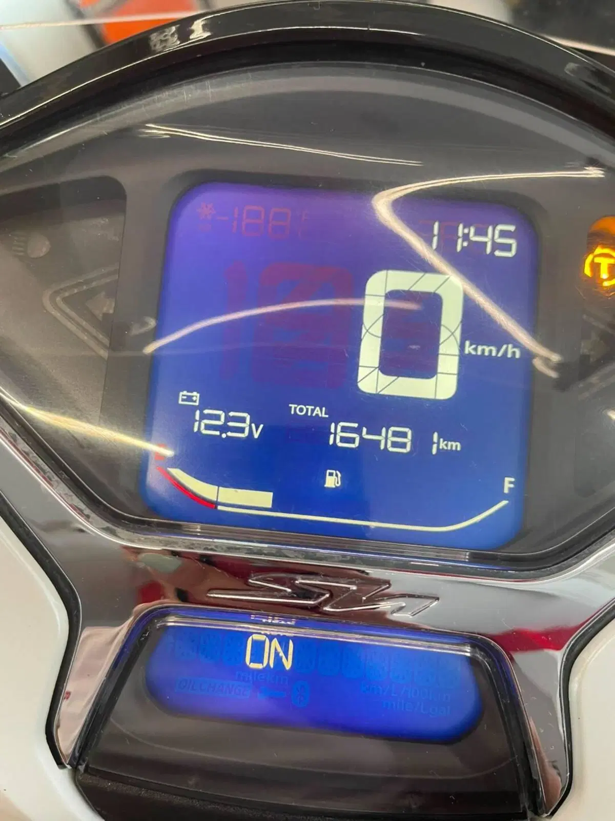 Honda SH 150i (2024 - 25) (4)