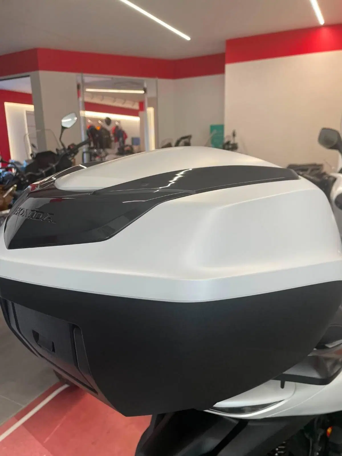 Honda SH 150i (2024 - 25) (7)