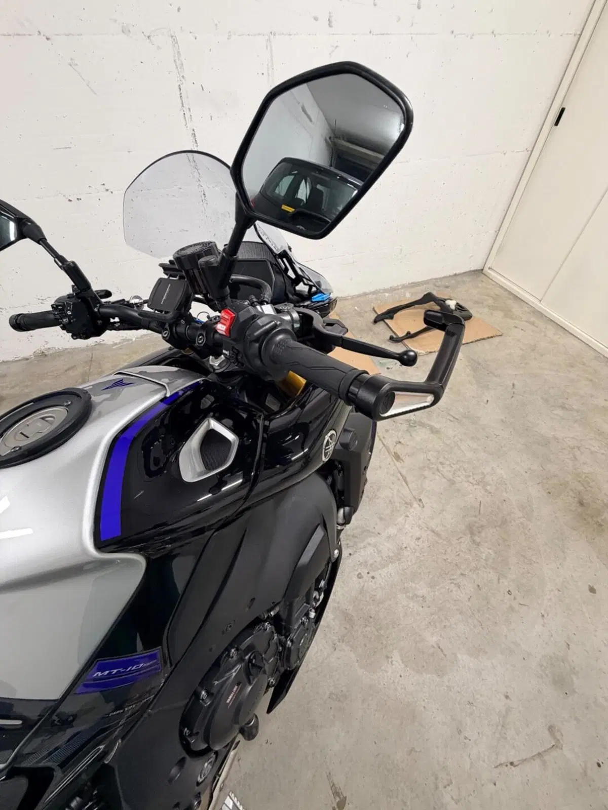 Yamaha MT-10 SP (2022 - 25) (8)