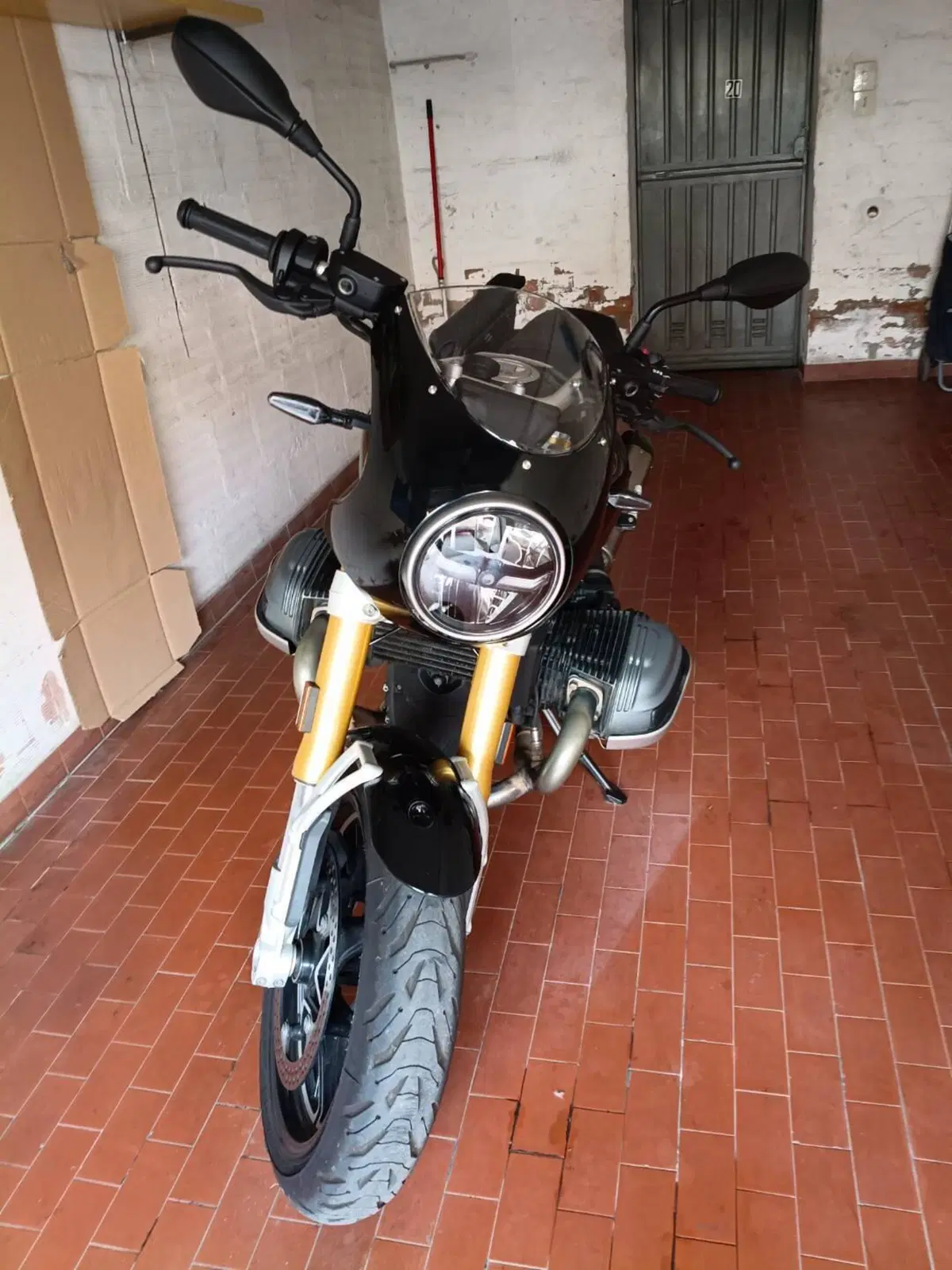 Bmw R 12 nineT (2023 - 26) (2)