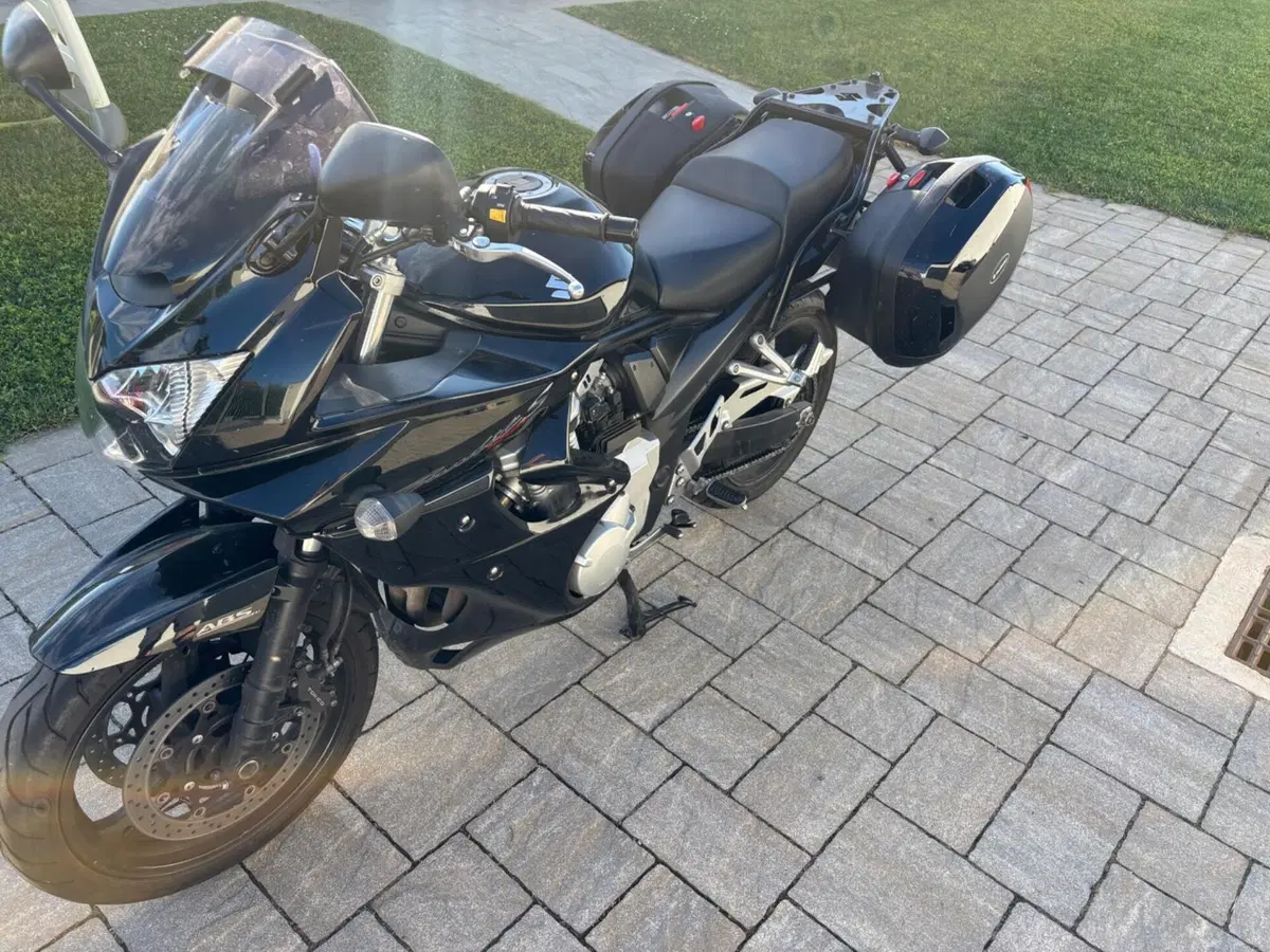 Suzuki GSF 1250 Bandit S Traveller (2006 - 11) (4)