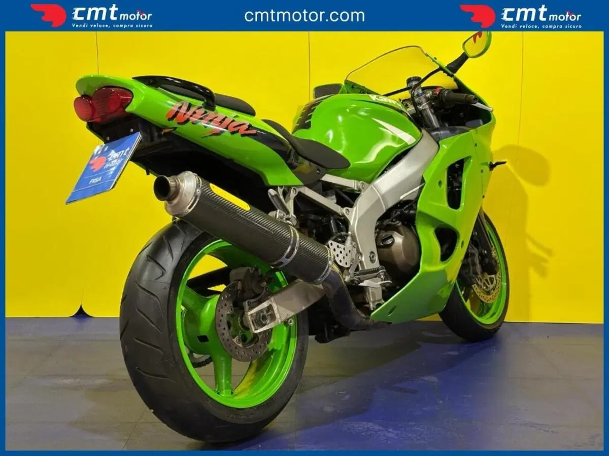 Kawasaki Ninja 600 ZX-6R (1998 - 99) (4)