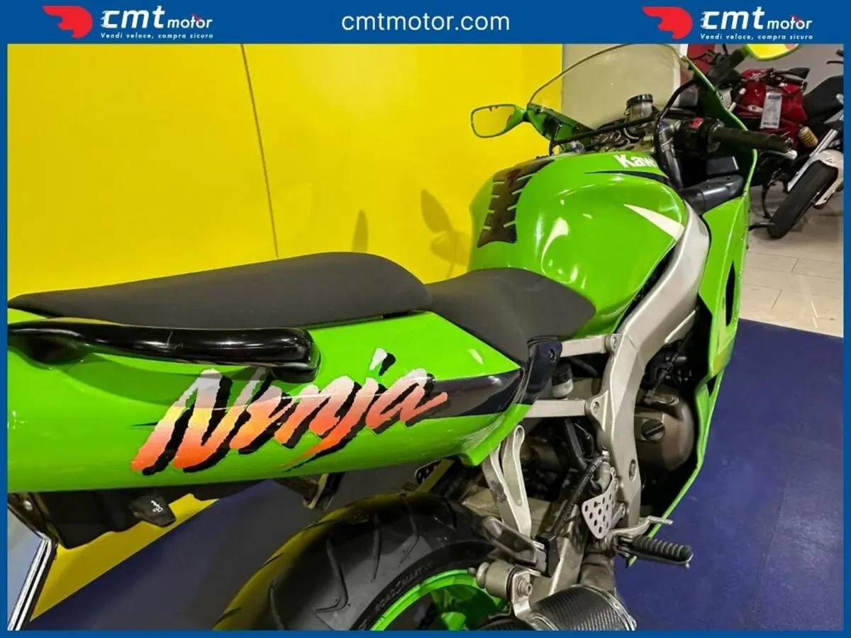 Kawasaki Ninja 600 ZX-6R (1998 - 99) (10)
