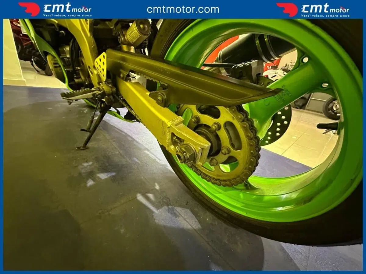Kawasaki Ninja 600 ZX-6R (1998 - 99) (12)