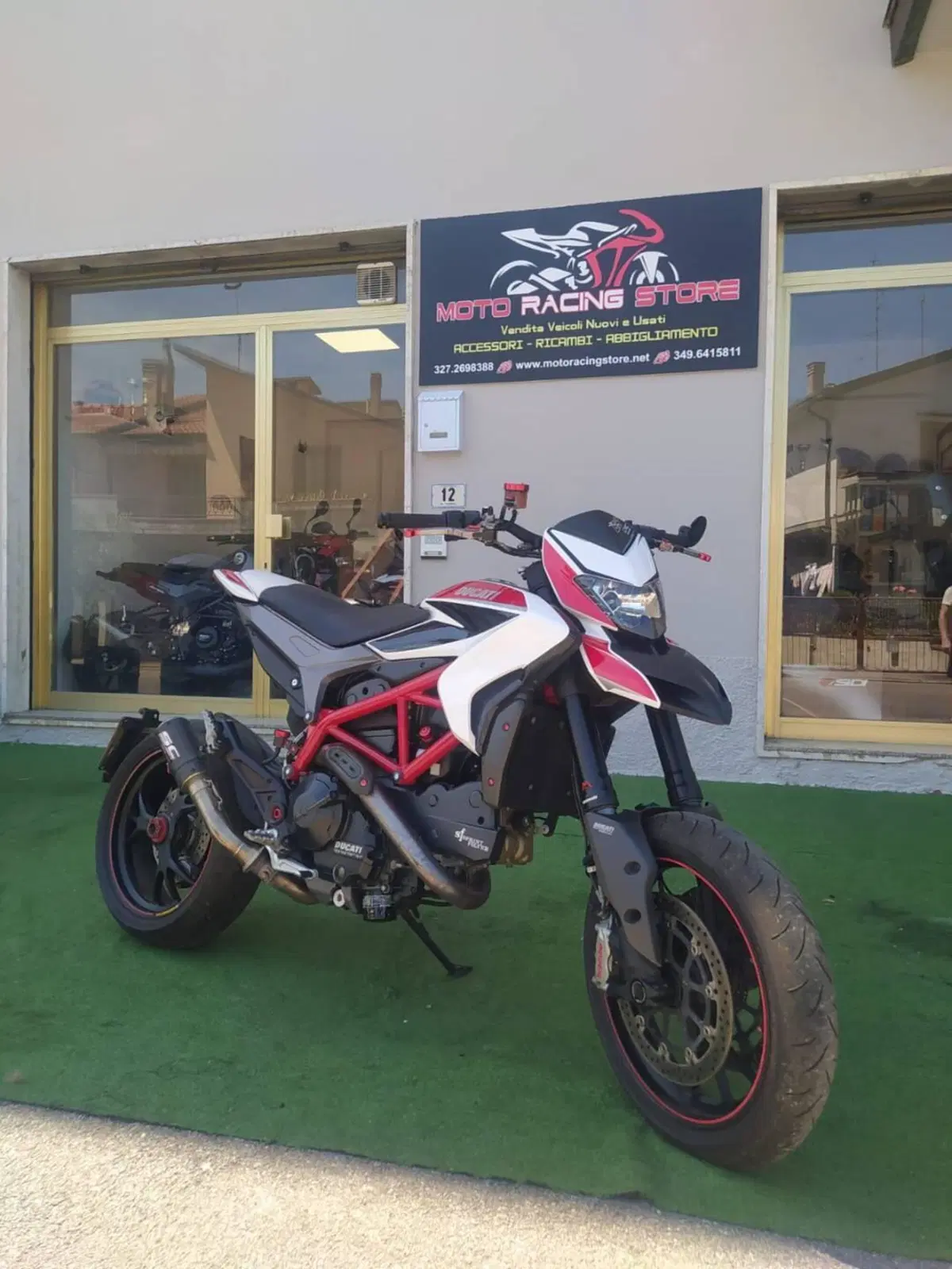 Ducati Hypermotard 821 (2013 - 15) (2)