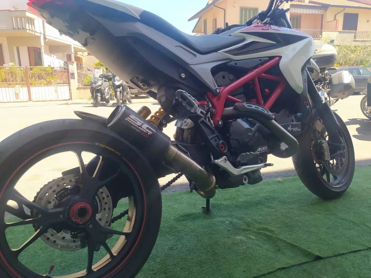 Ducati Hypermotard 821 (2013 - 15) (7)