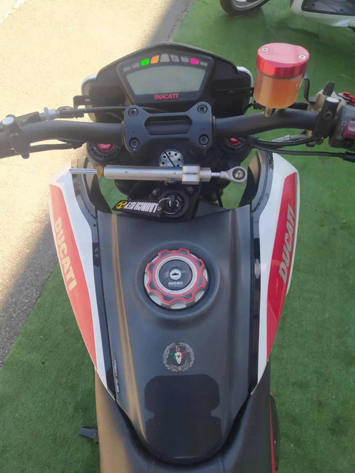 Ducati Hypermotard 821 (2013 - 15) (10)