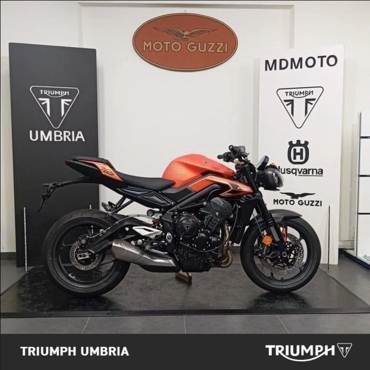 Triumph Street Triple 765 R (2023 - 26)