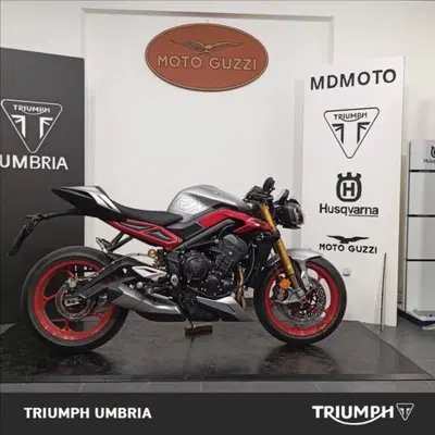 Triumph Street Triple 765 RX (2026) nuova