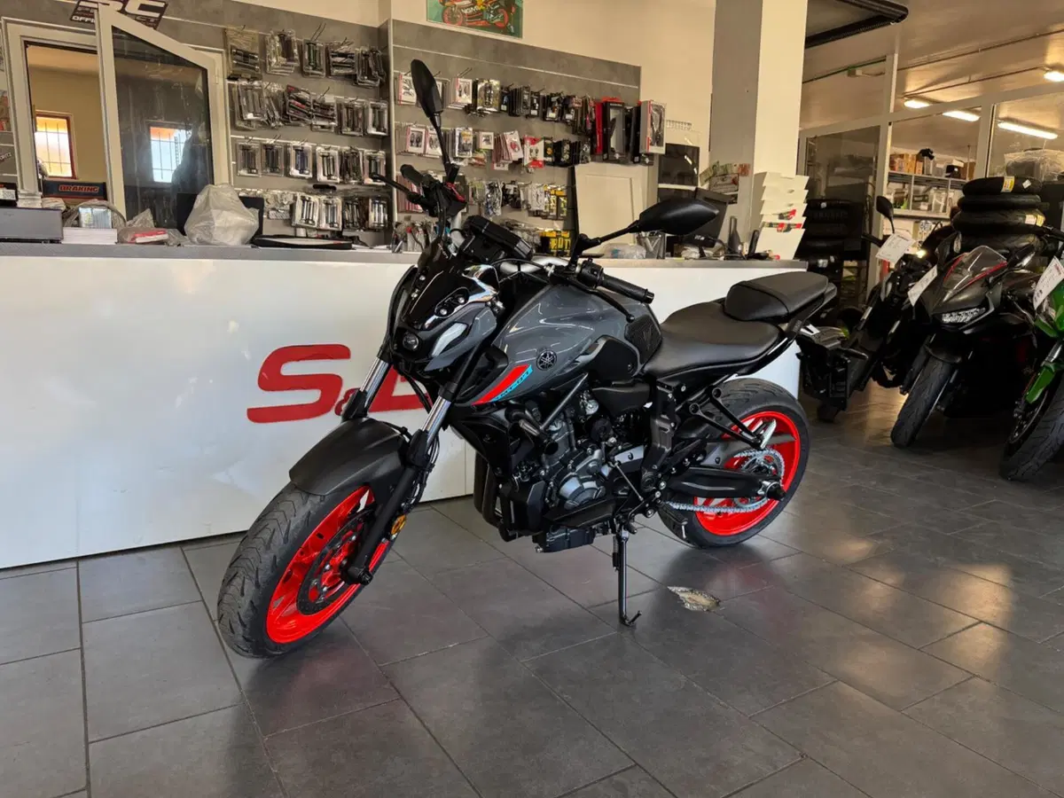 Yamaha MT-07 (2021 - 24) (2)