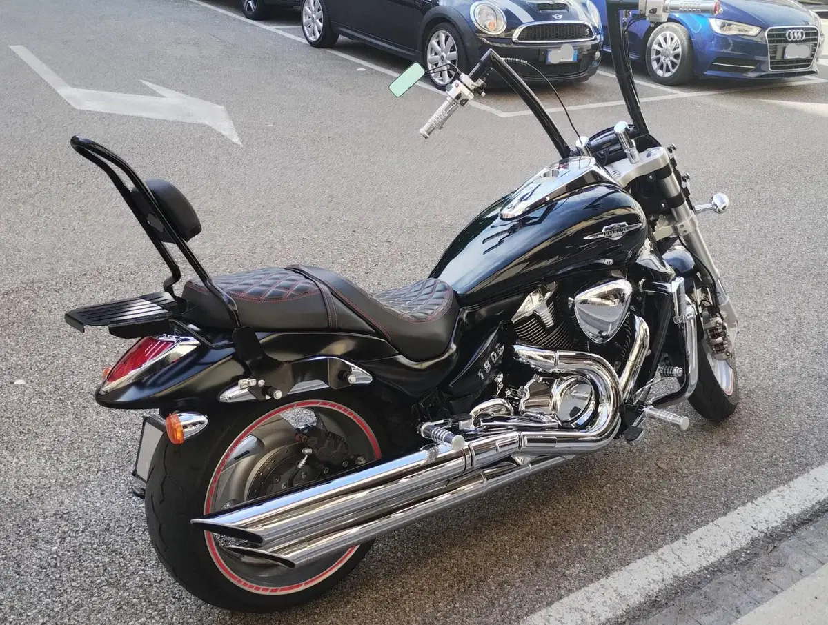 Suzuki Intruder M 1800 R (2009 - 14) (10)