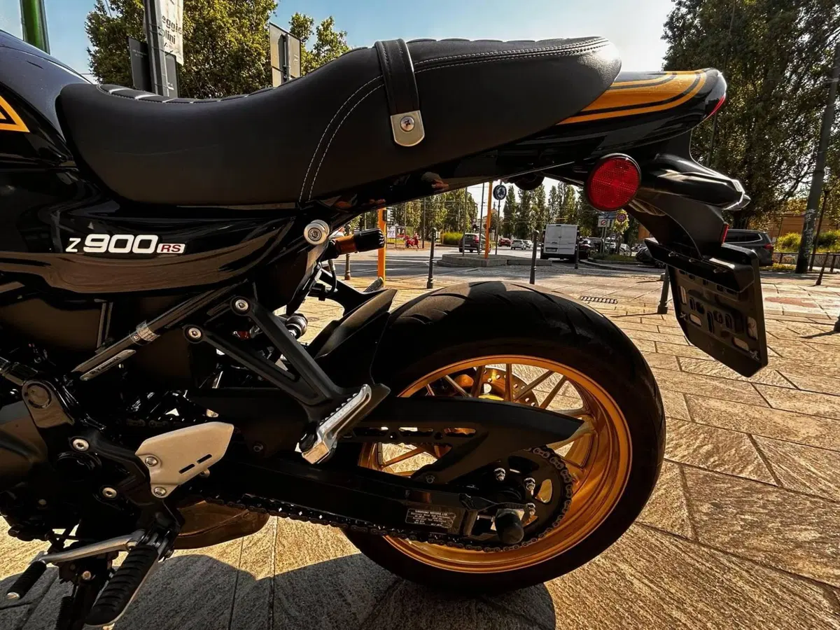 Kawasaki Z 900 RS SE (2022 - 25) (10)