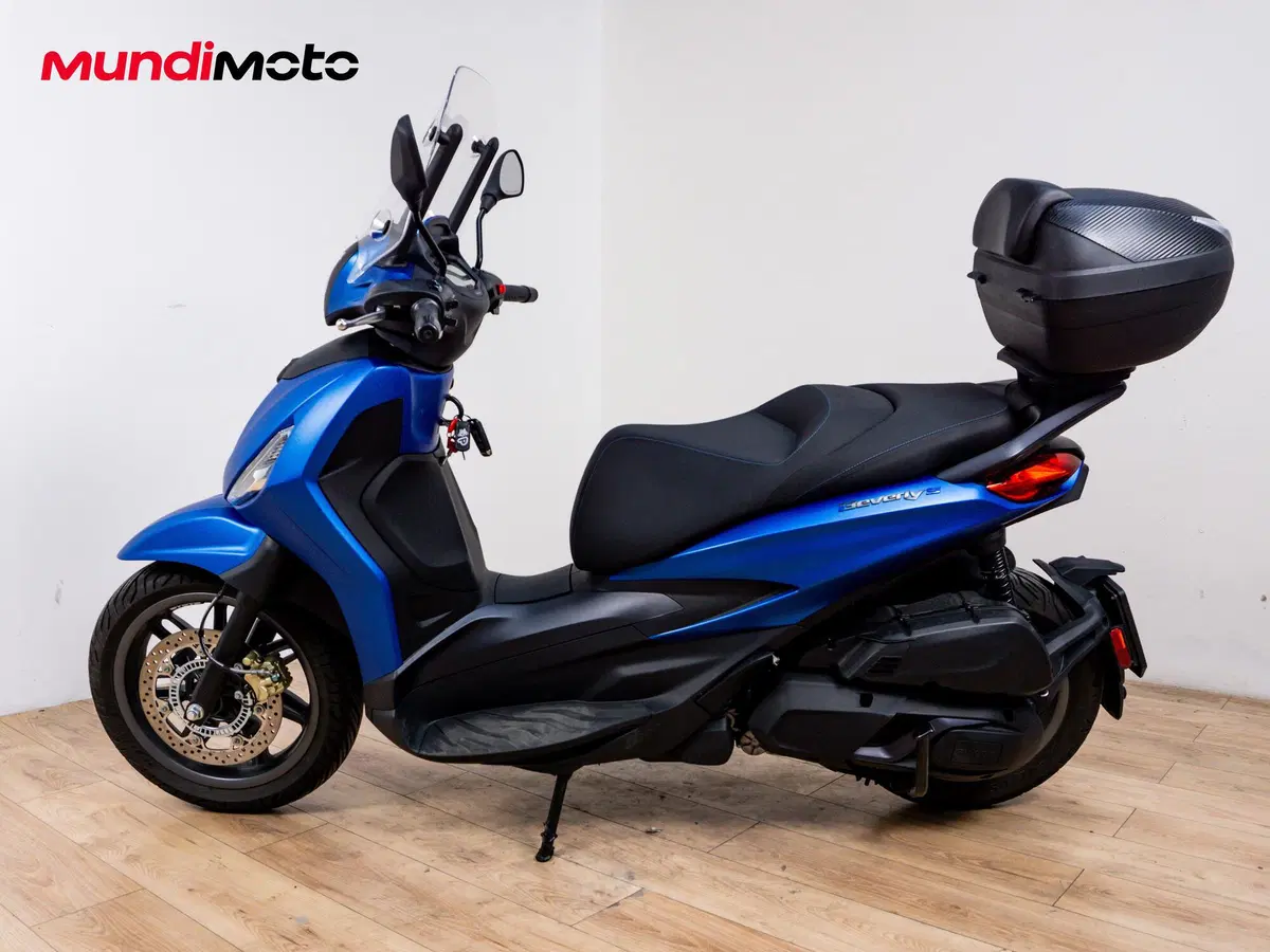 Piaggio Beverly 400 S (2025 - 26) (6)