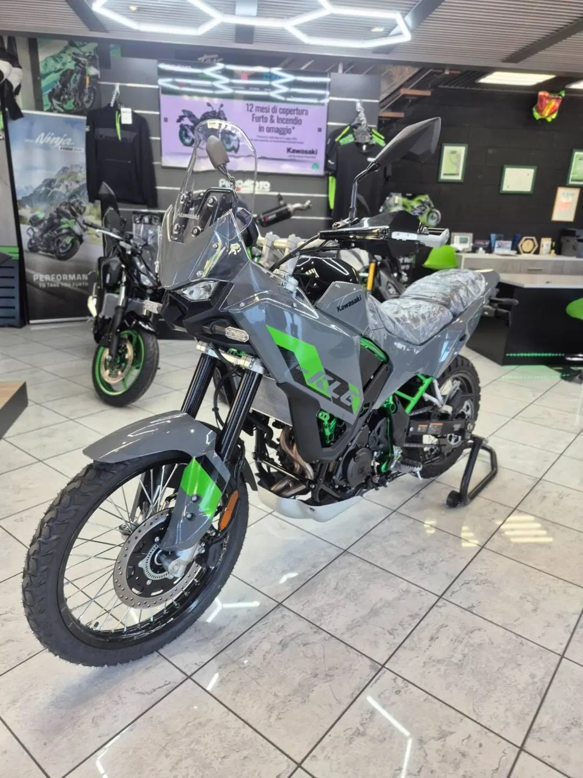 Kawasaki KLE 500 SE (2026) (3)