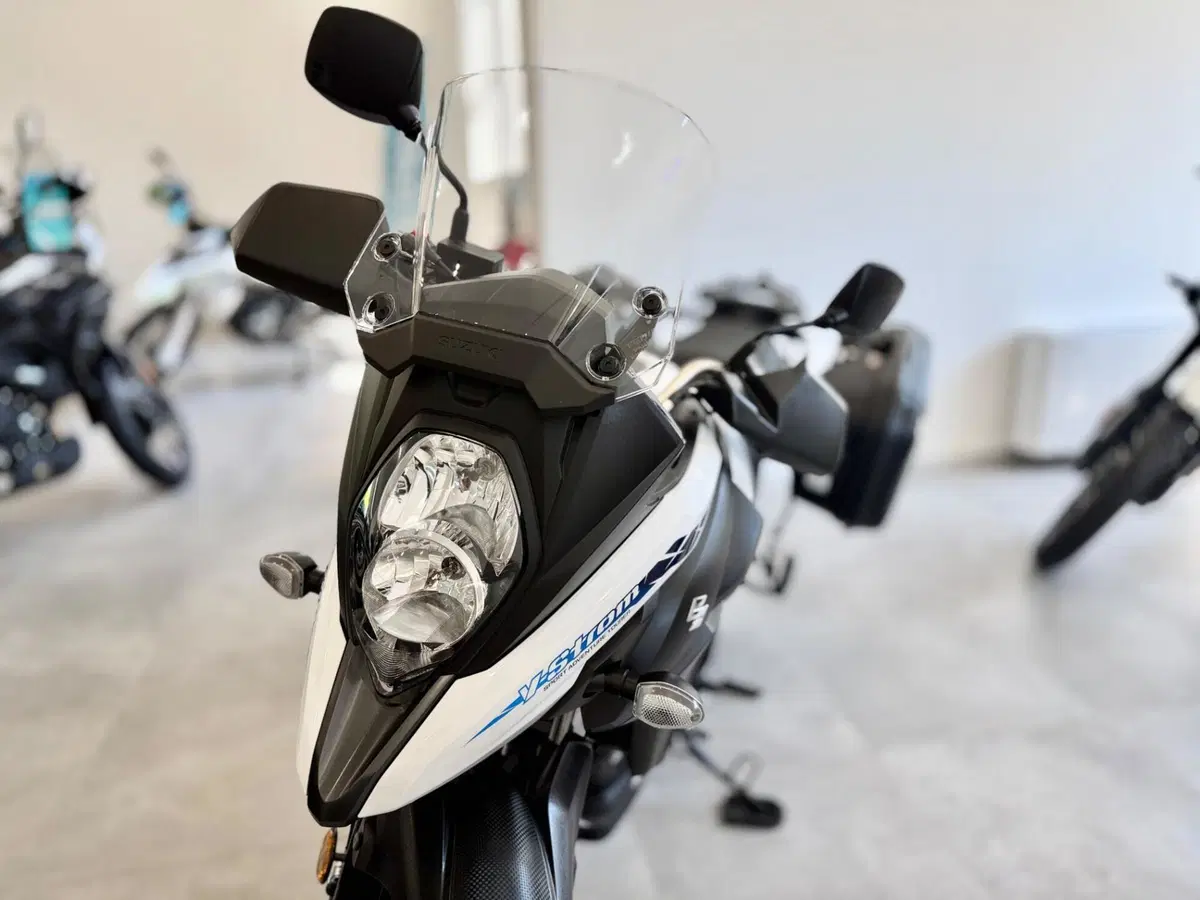 Suzuki V-Strom 650 (2021 - 25) (4)