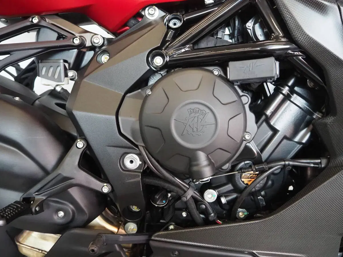 MV Agusta F3 800 RR (2022 - 25) (2)
