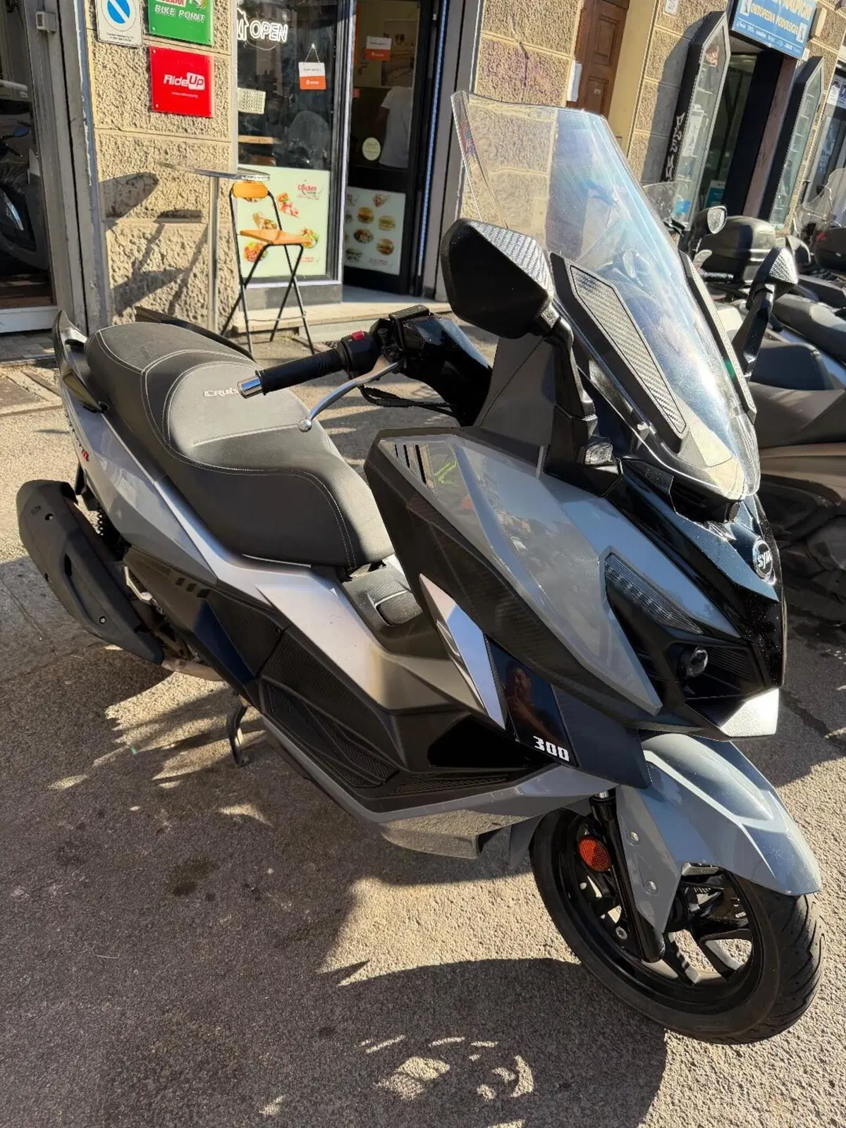 Sym Cruisym 300 (2021 - 24) (3)