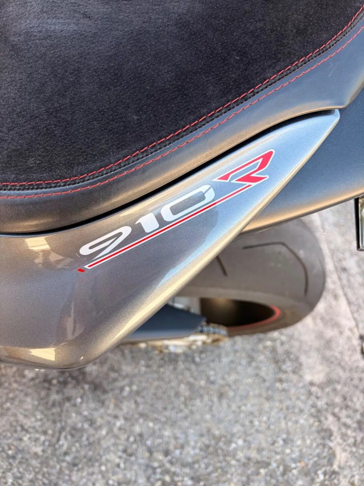 MV Agusta Brutale 910 R (2006 - 11) (8)