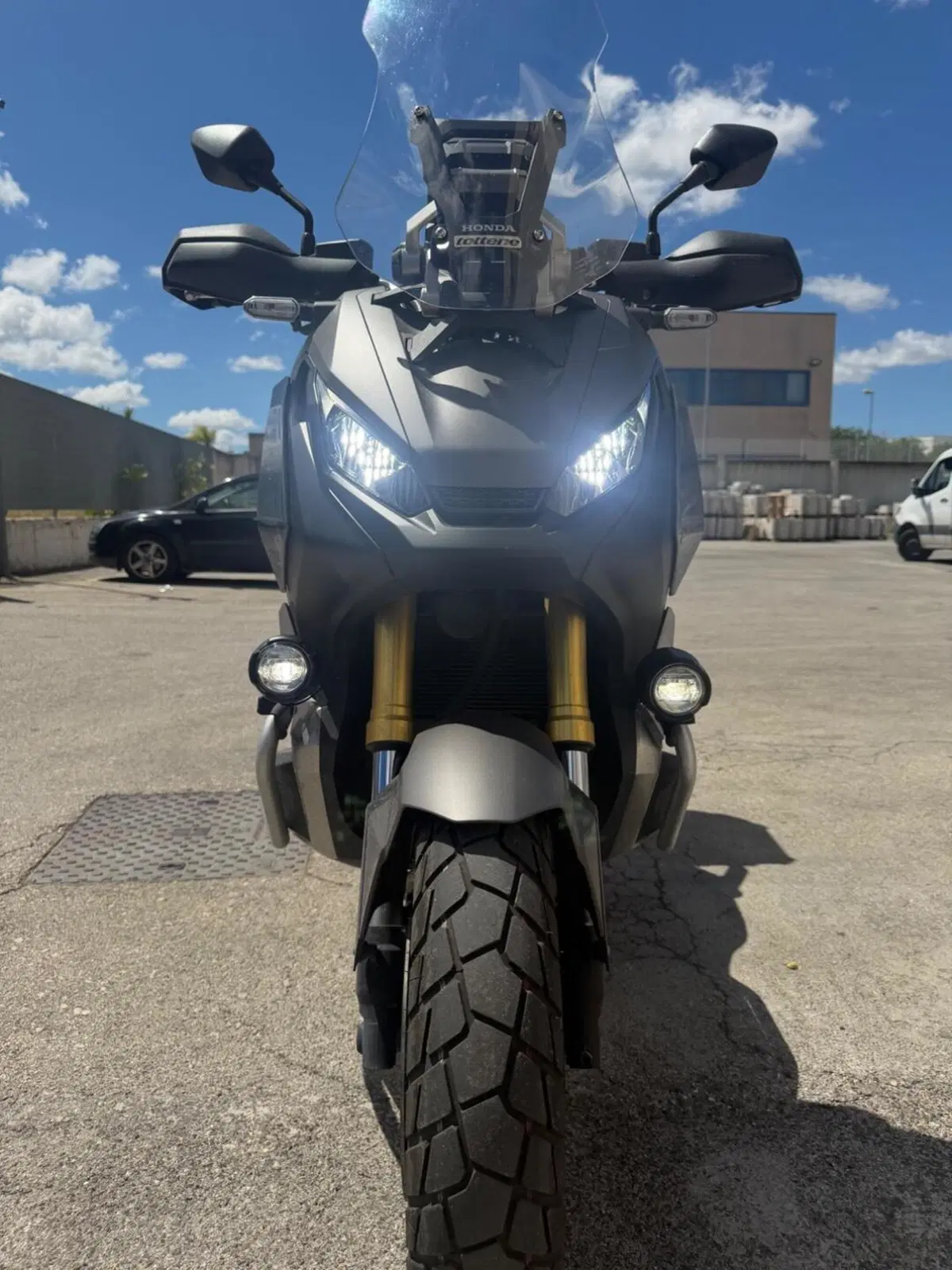 Honda X-ADV 750 (2017) (6)