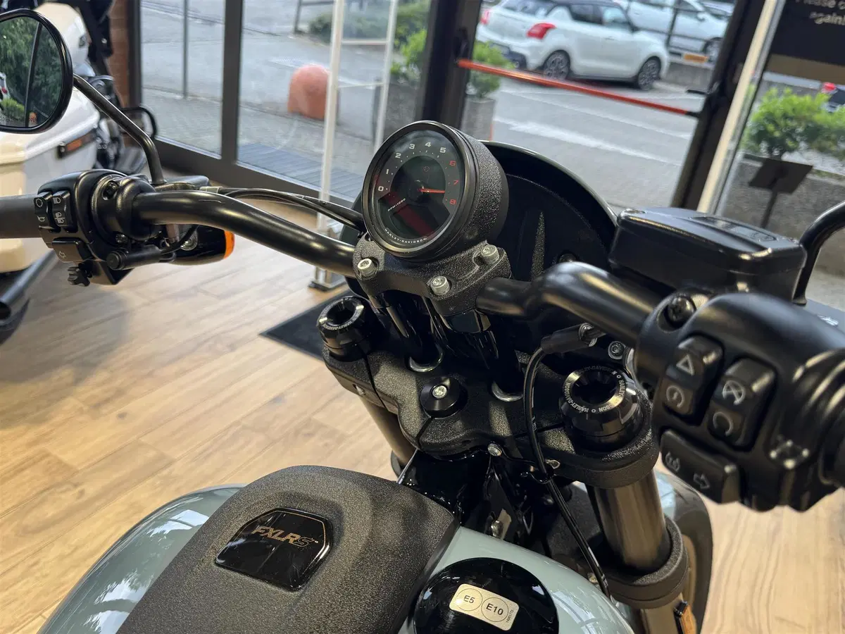Harley-Davidson Low Rider S (2022 - 24) (3)