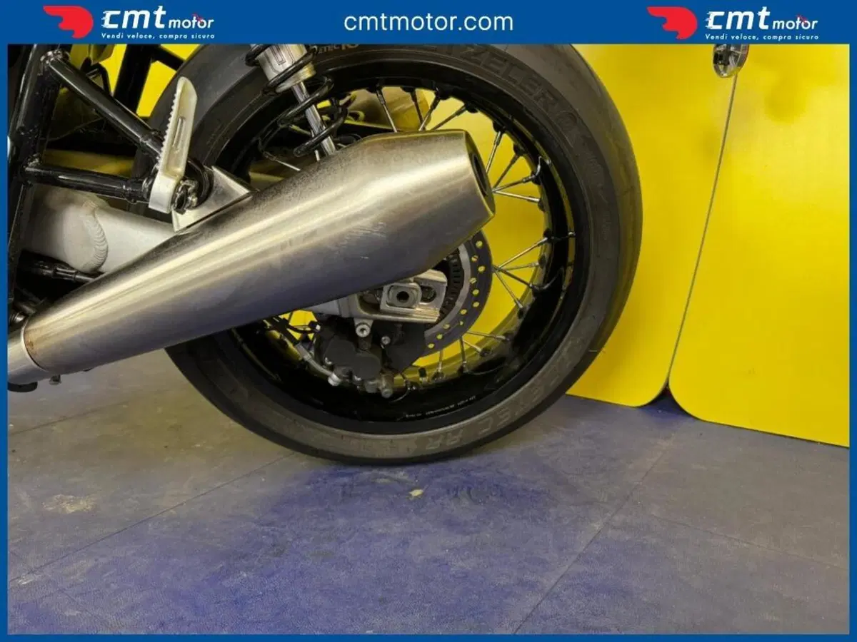 Triumph Thruxton RS (2020 - 25) (10)