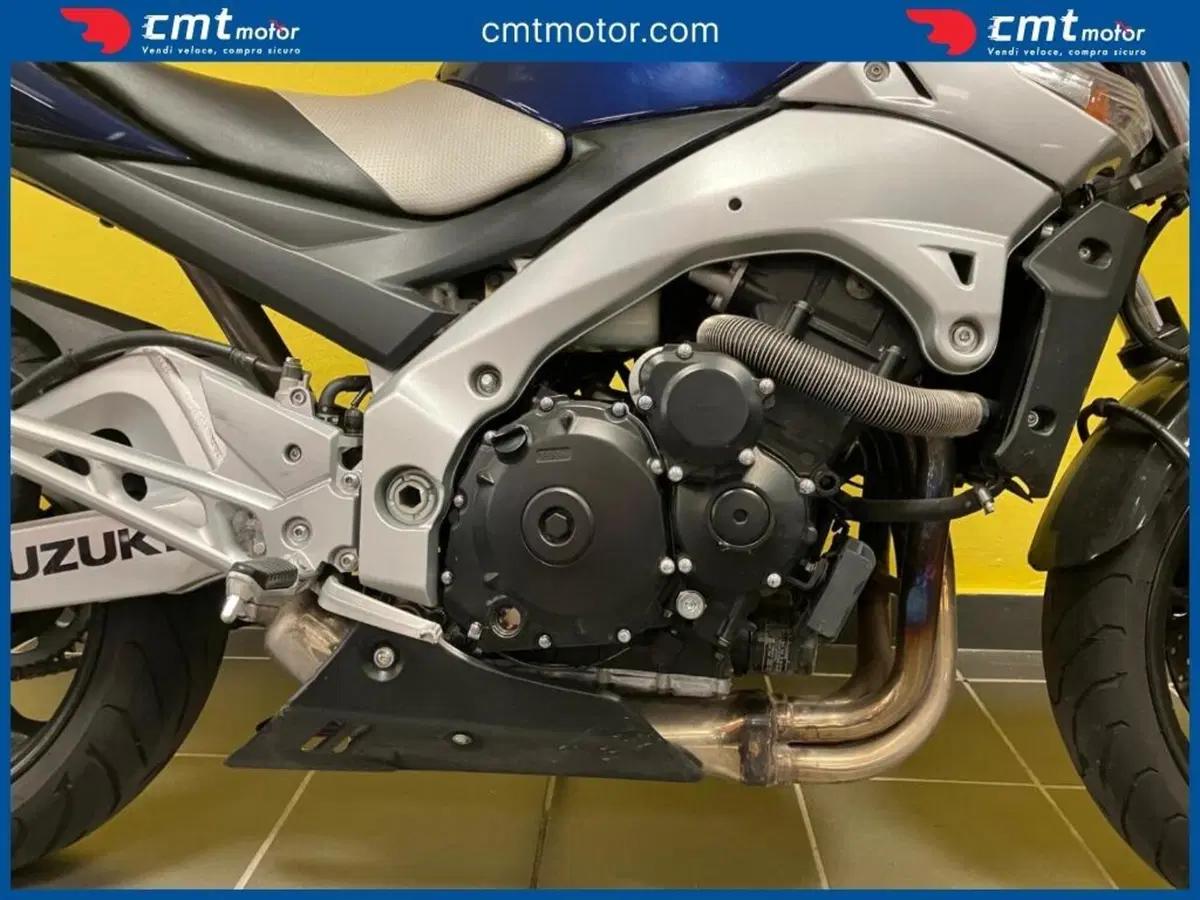 Suzuki GSR 600 (2006 - 11) (7)