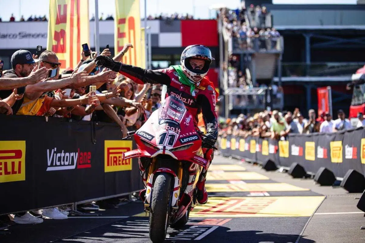 SBK 2026. GP dell’Emilia Romagna. A Misano Nicolò Bulega domina Gara1 [GALLERY] (12)