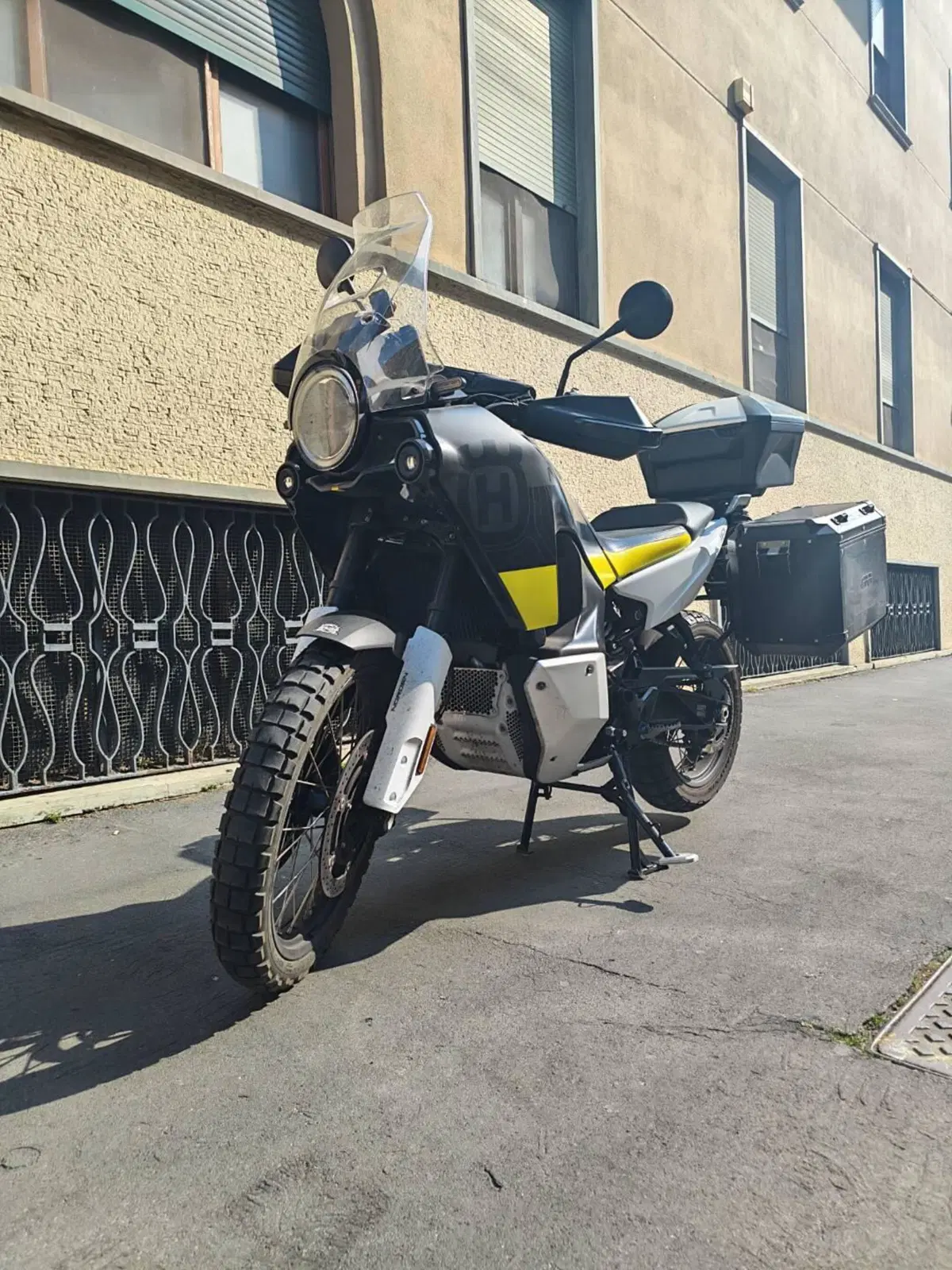 Husqvarna Norden 901 (2022 - 26) (18)