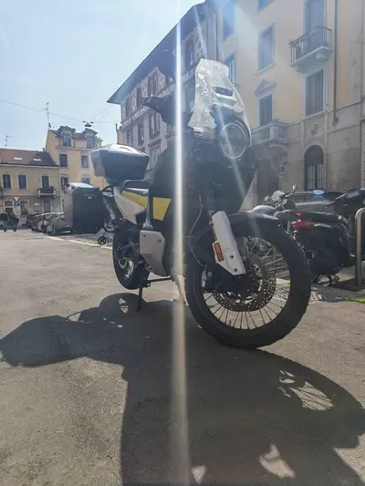 Husqvarna Norden 901 (2022 - 26) usata