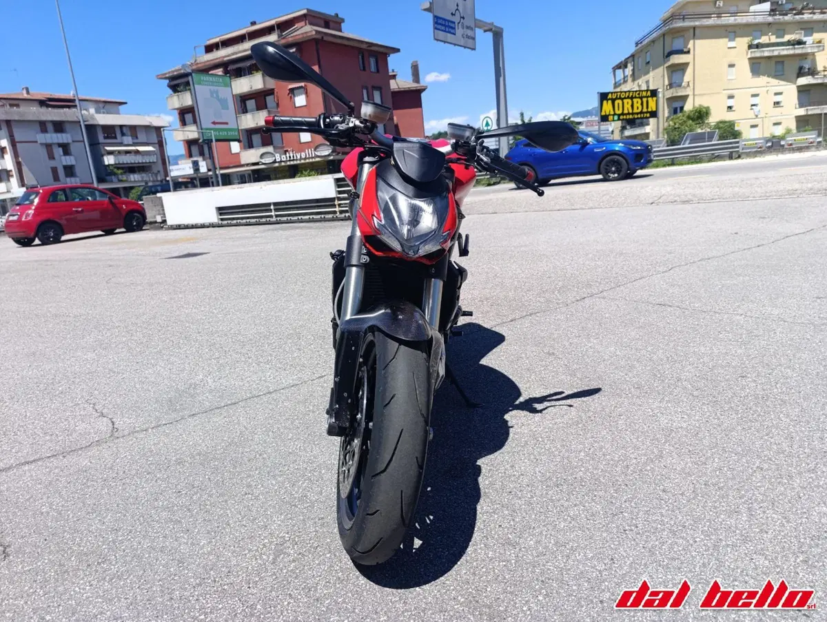 Ducati Streetfighter (2009 - 12) (3)