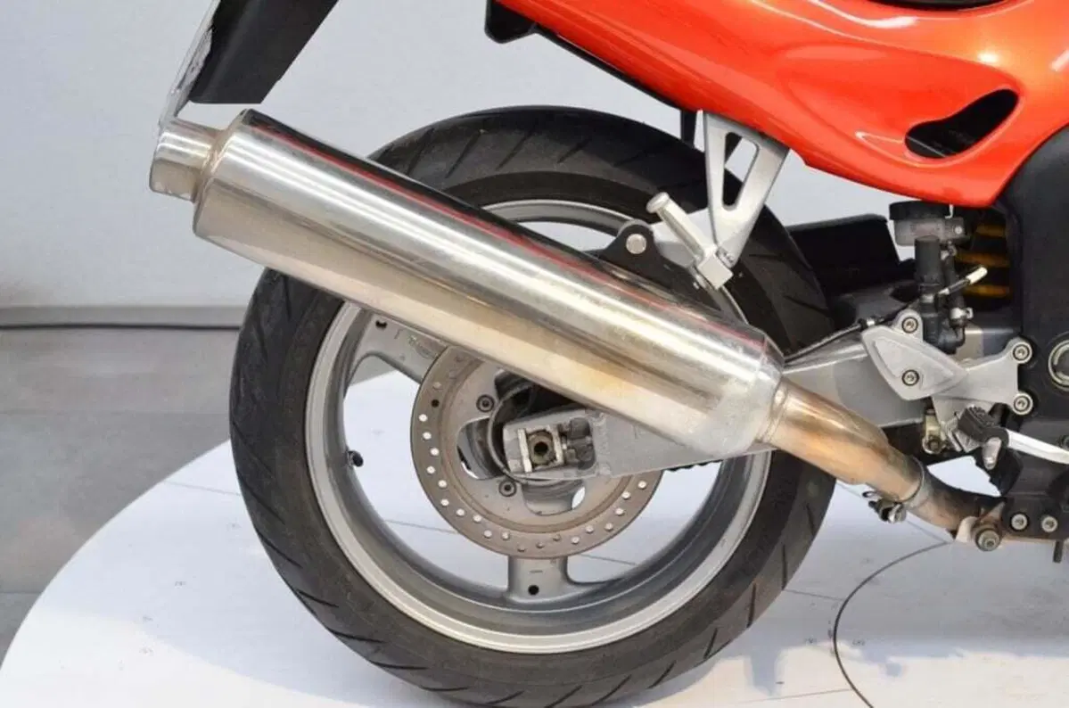 Triumph Sprint 955 RS (1999 - 01) (2)