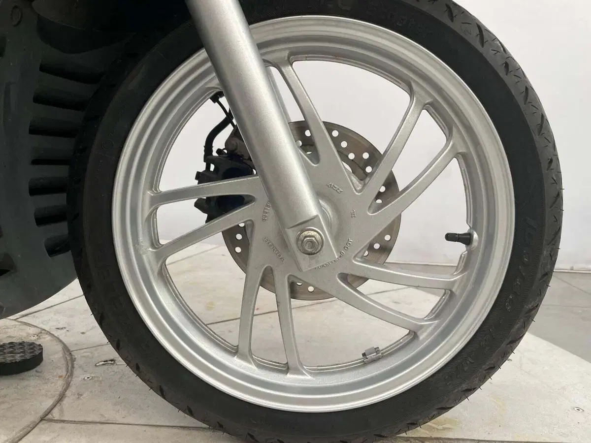 Honda SH 125 i ABS (2013 - 17) (13)