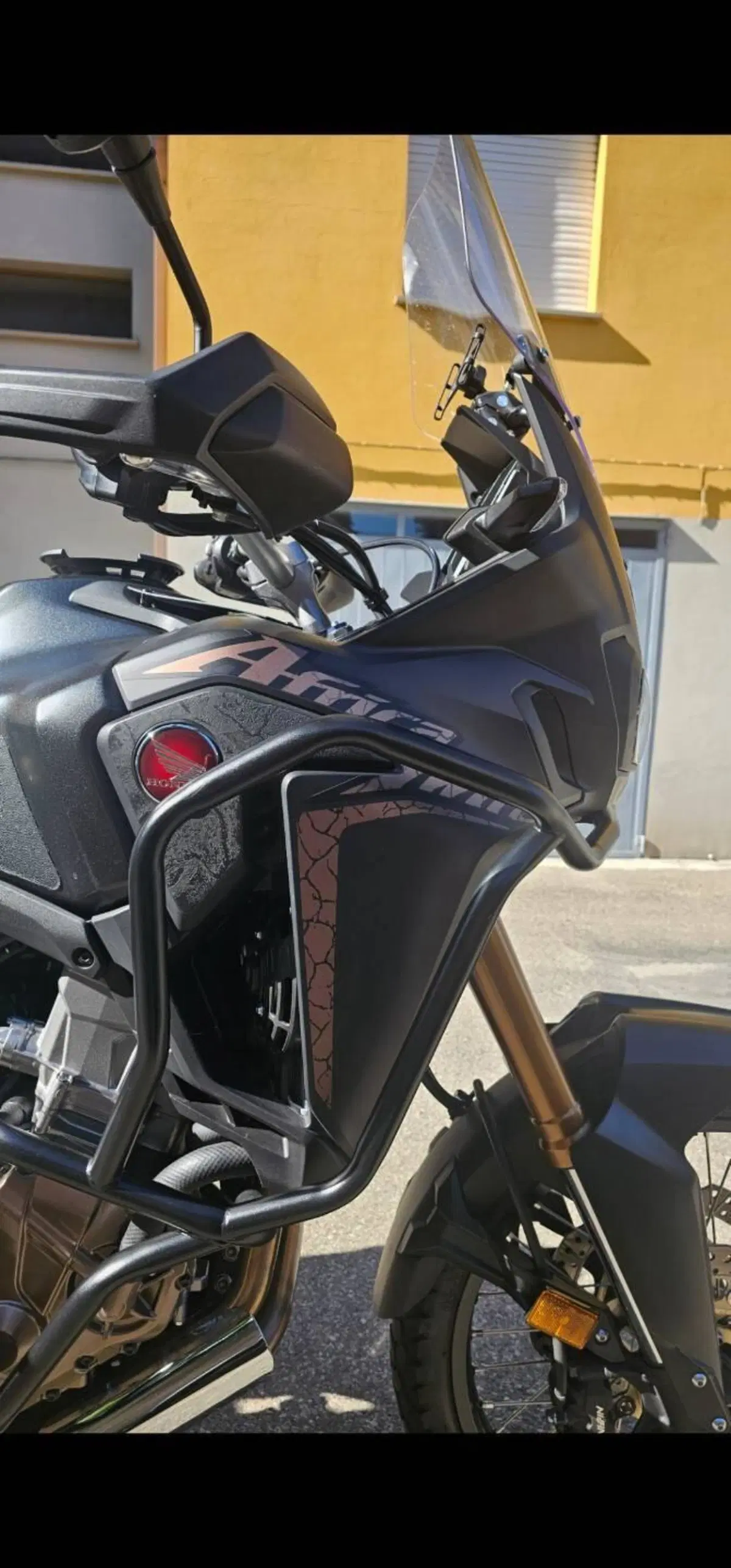 Honda Africa Twin CRF 1000L (2018 - 19) (3)