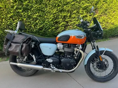 Triumph Bonneville T100 (2021 - 25) usata