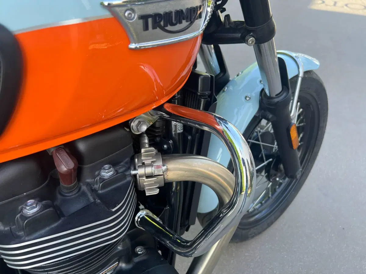 Triumph Bonneville T100 (2021 - 25) (11)